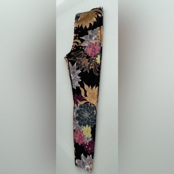 RUNNING BARE Leggings Size 6-8 Multicolor 
Ab-Waisted Tights 7/8 Legging Gusset - Picture 2 of 7